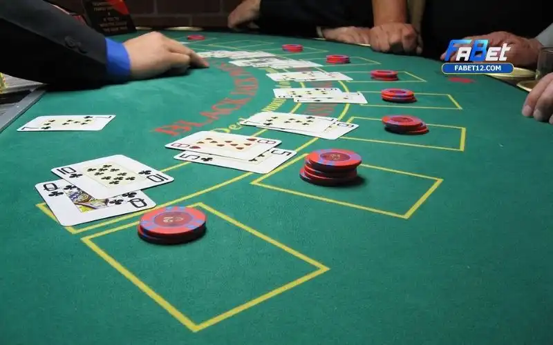 Blackjack – Hướng Dẫn Toàn Diện Từ Cơ Bản Đến Nâng Cao